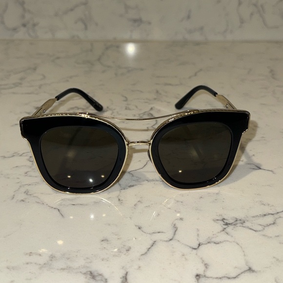 Bottega Veneta Sunglasses main image 5
